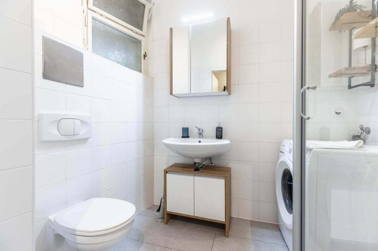 Cozy Studio Apartment Located In Vienna'S Vibrant City Center Kültér fotó